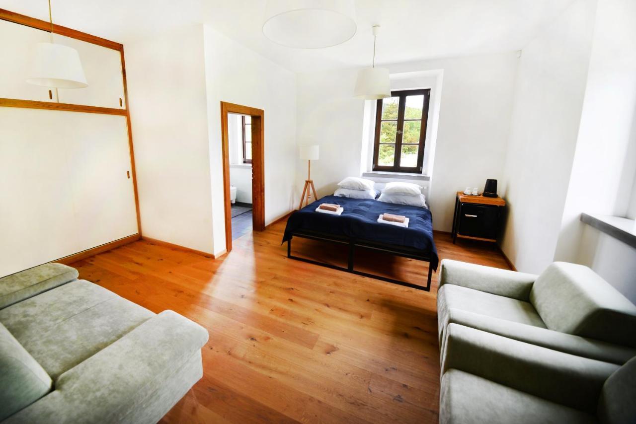 Hotel Fara Rejstejn Zewnętrze zdjęcie